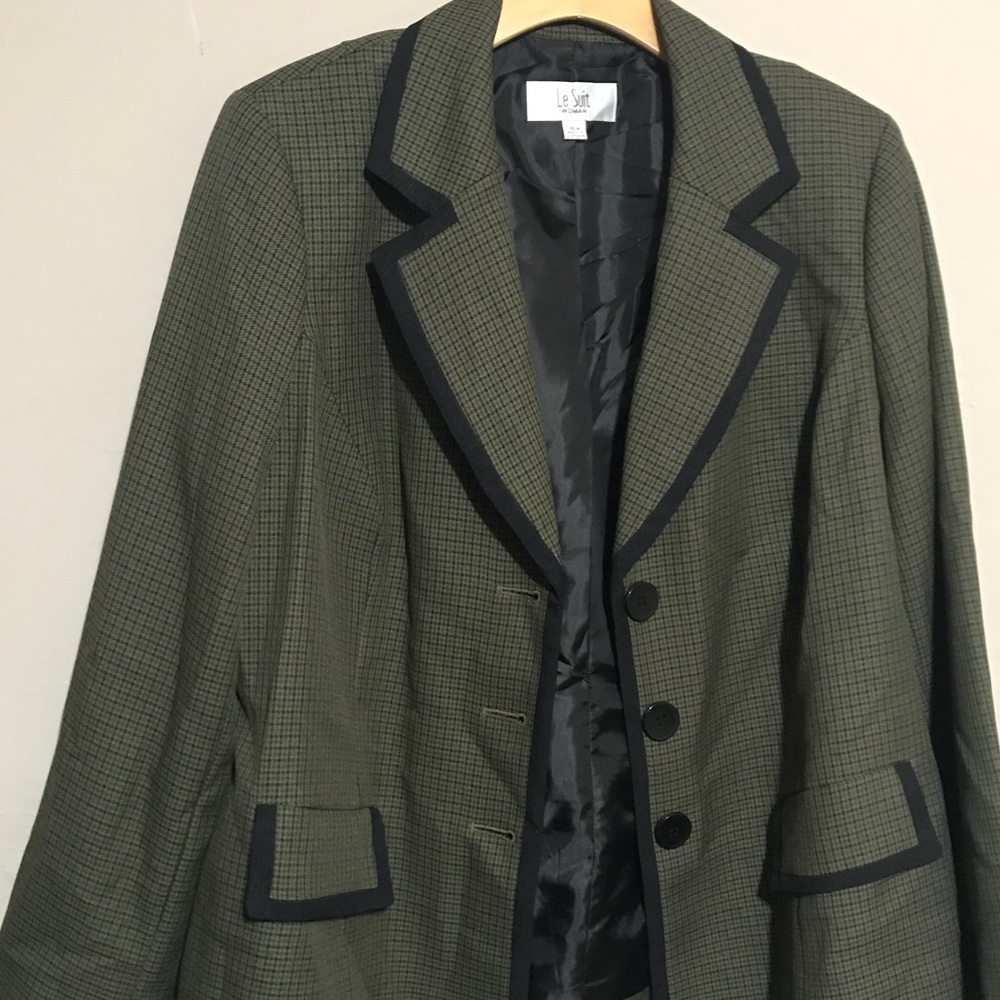 Le Suit Green and Black Blazer size 16w